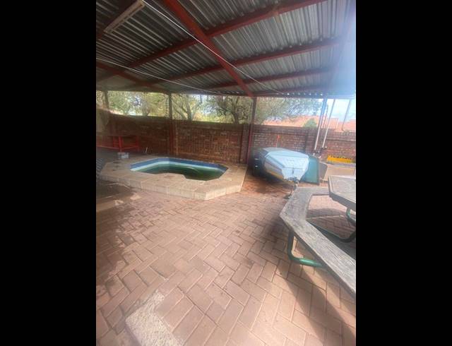3 BEDROOM HOUSE FOR SALE IN KANONKOP